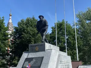 Памятник Штыковая атака