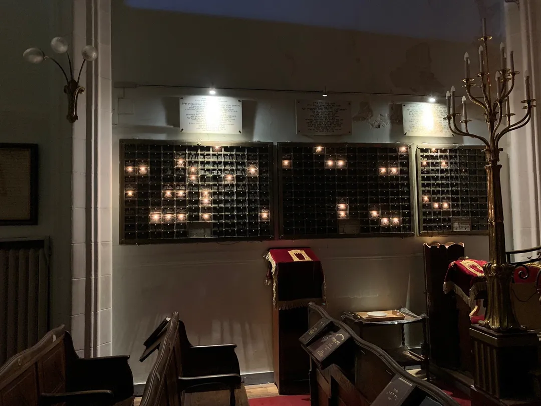 2_Agoudas Hakehilos Synagogue