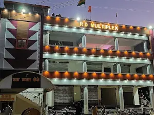 R D MULTIPLEX
