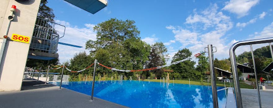 Schwimmbad