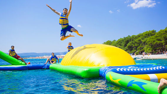 Hoopla Island - Kenora