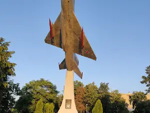 Самолет