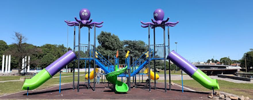 Bicentenario Park