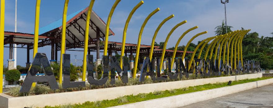 Alun-alun Rumah Jabatan Bupati Morowali