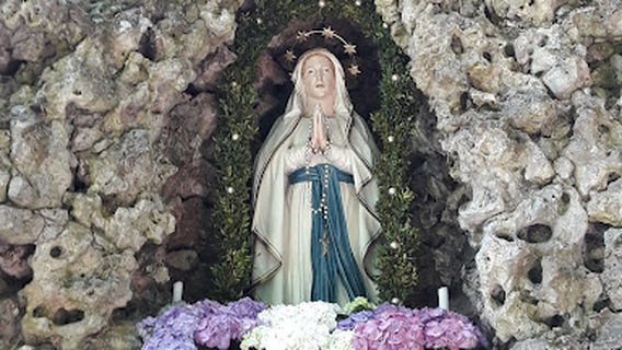 Lourdes Grotte Mündling