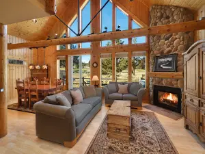 Eagle Crest Resort
