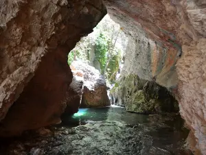 Tang-e-Bostanak