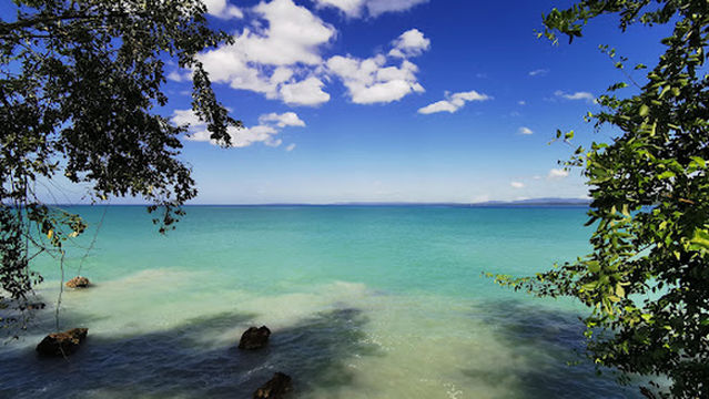 Belmont Sands, Westmoreland