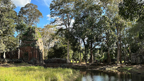 Prasat Roum