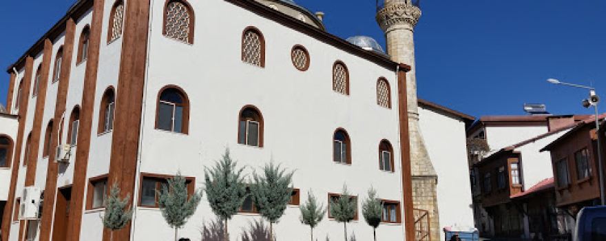 Pütürge Merkez Cami