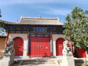 Ganlu Temple