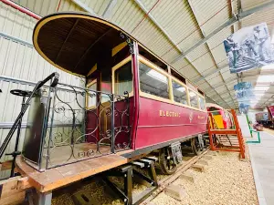 Isle of Wight Steam Railway - (Havenstreet,Station)