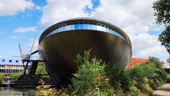 Universum Science Center