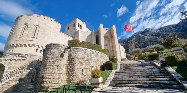 Exploring Durrës: A Tourist's Guide to Must-Visit Attractions - Cultural Attractions