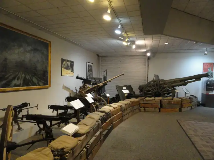 Hotel dekat Virginia War Museum
