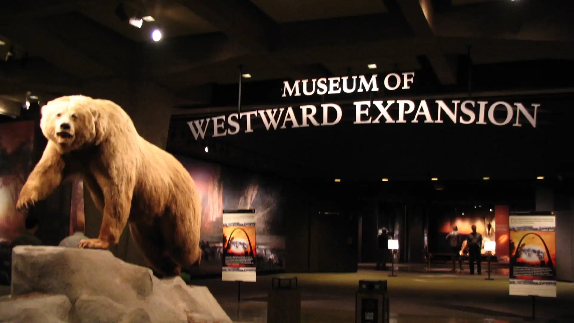 Hotels near Museum of Westward Expansion