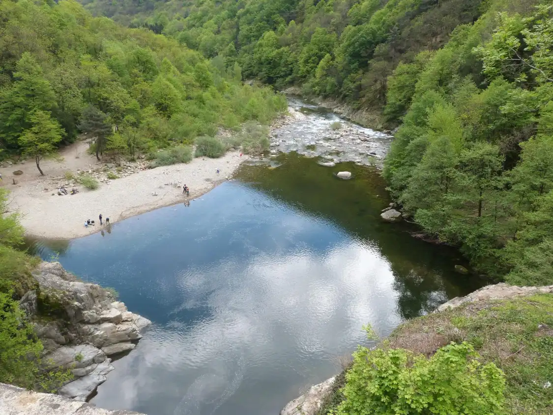 Hotels near Orrido of Saint Anna