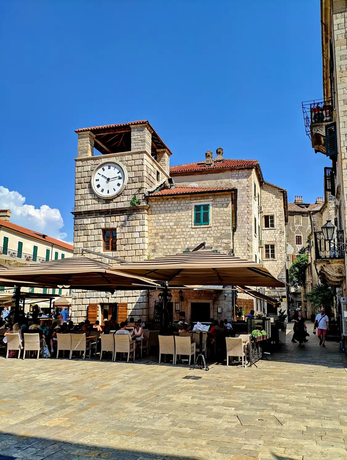 Hotels near Clock Tower