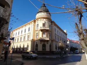 National Museum of Hutsulshchyna and Pokuttya Folk Arts