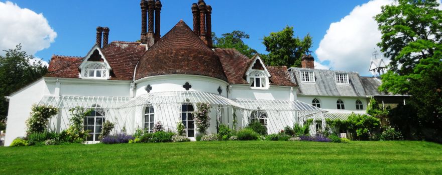 Houghton Lodge Gardens