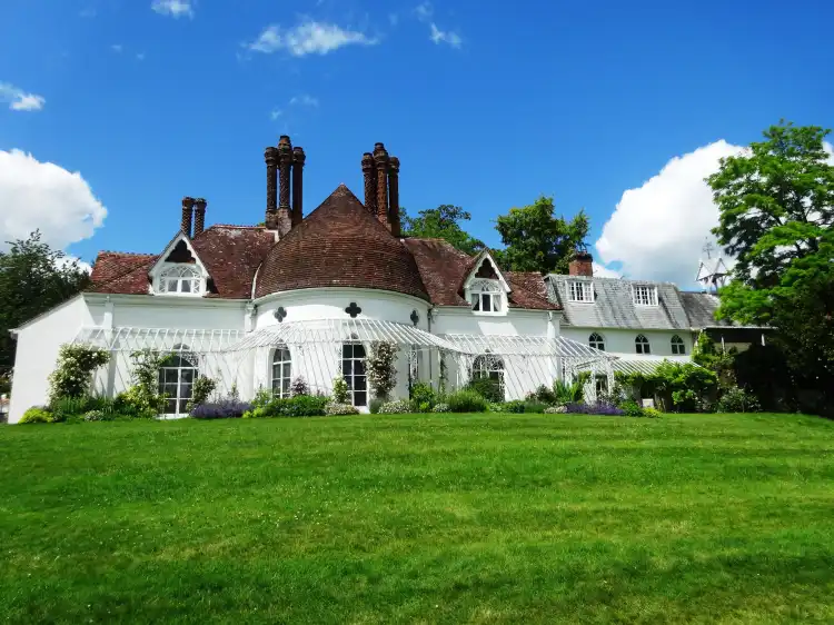 Hotels in Houghton