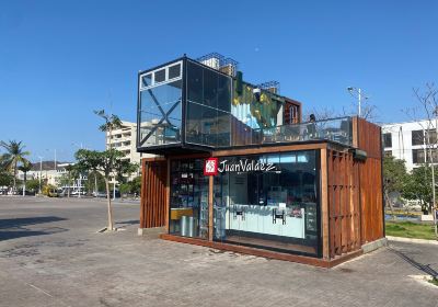 Rodrigo de Bastidas Square