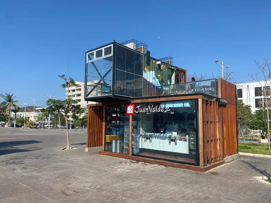 Hotels near Rodrigo de Bastidas Square