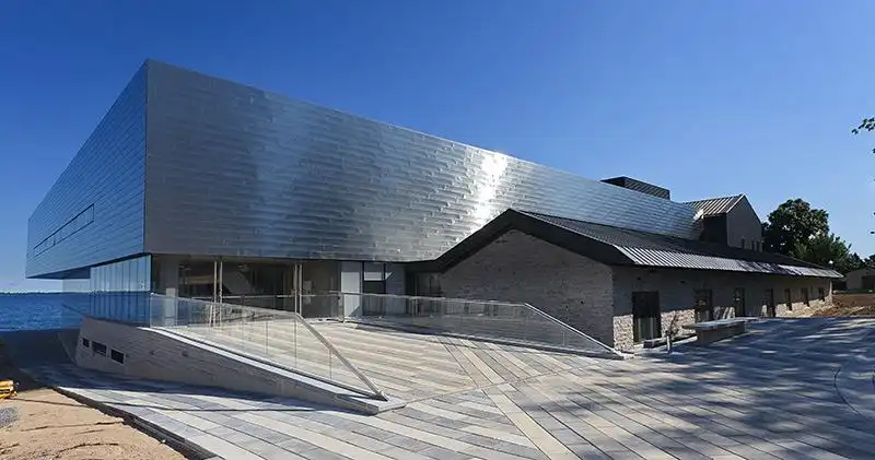 Hotel dekat The Isabel Bader Centre for the Performing Arts