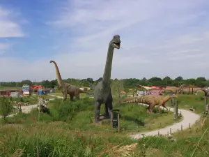 Field Station: Dinosaurs