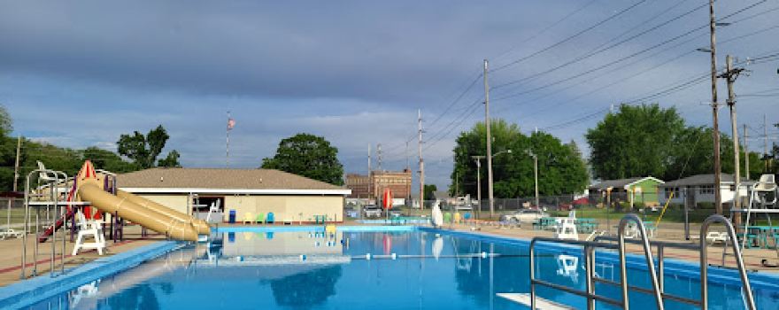 Marseilles Swimming Pool