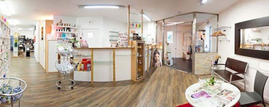 Dorfschönheit - Naturlich gepflegt - Kosmetik-Fusspflege-Massage Maria Tockner