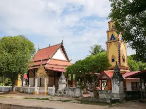 Wat Pho Tharam Ban Dong Bang