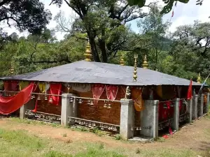 हुनैनाथ मन्दिर कुणी