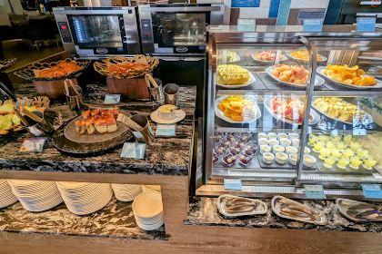 セイルフィッシュカフェ