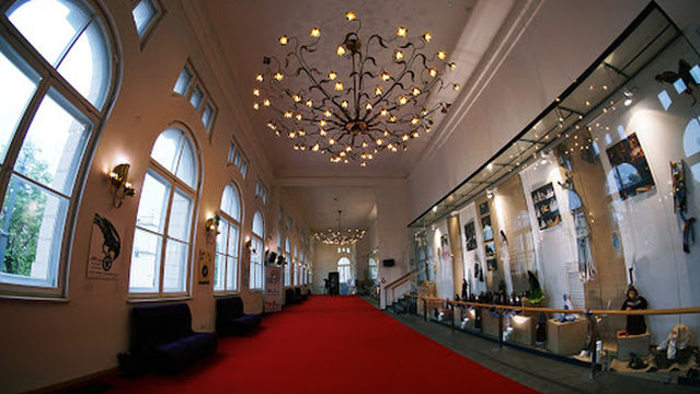 Arlekin Puppet Theater