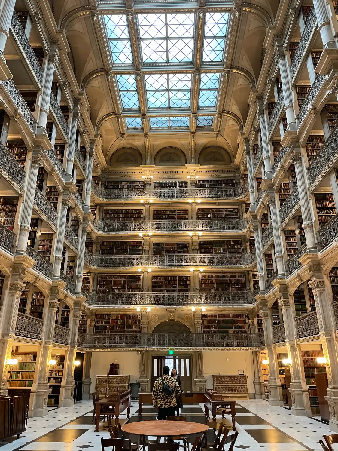 Hotels near George Peabody Library