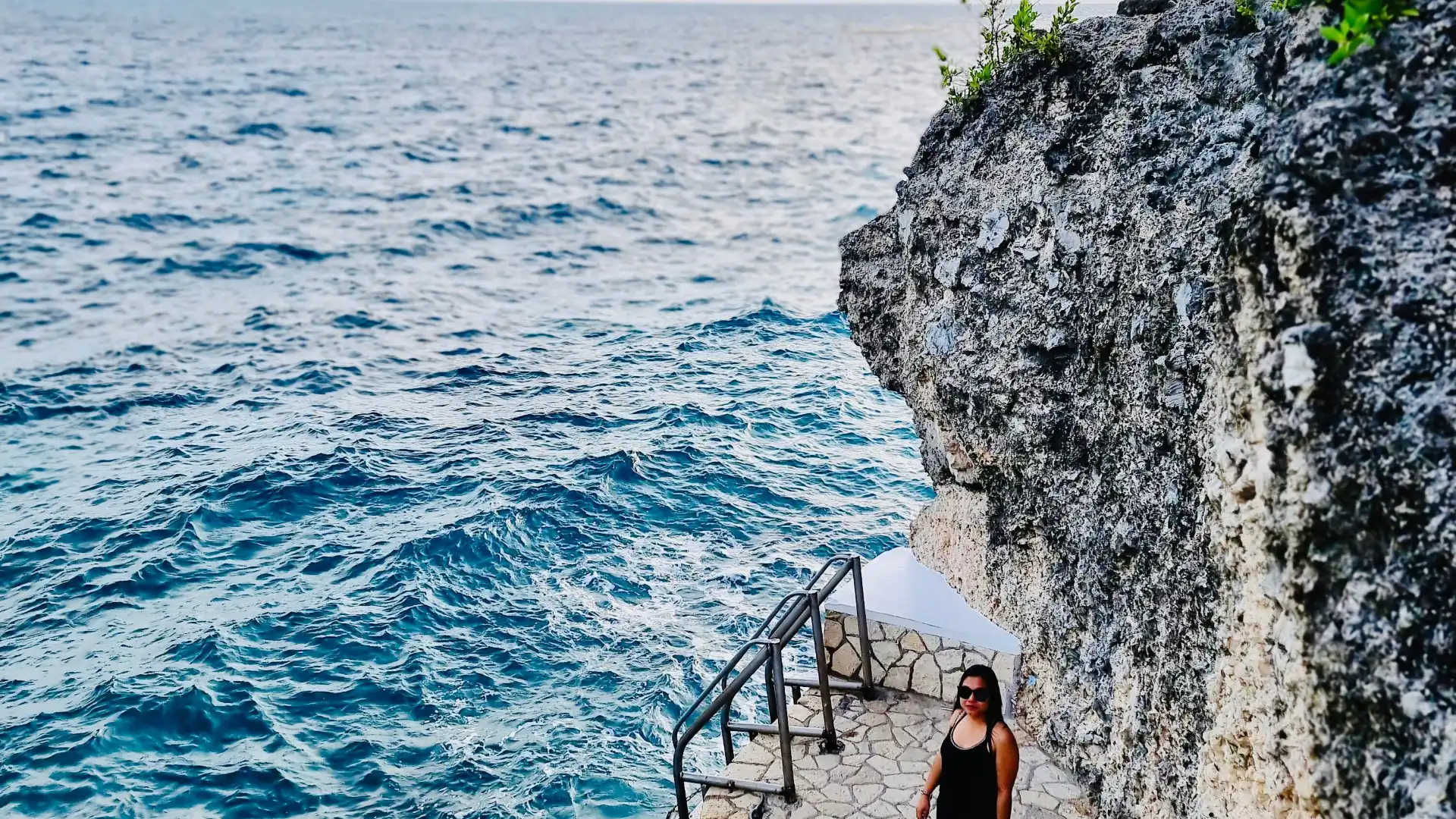 Hotels near Negril Cliffs