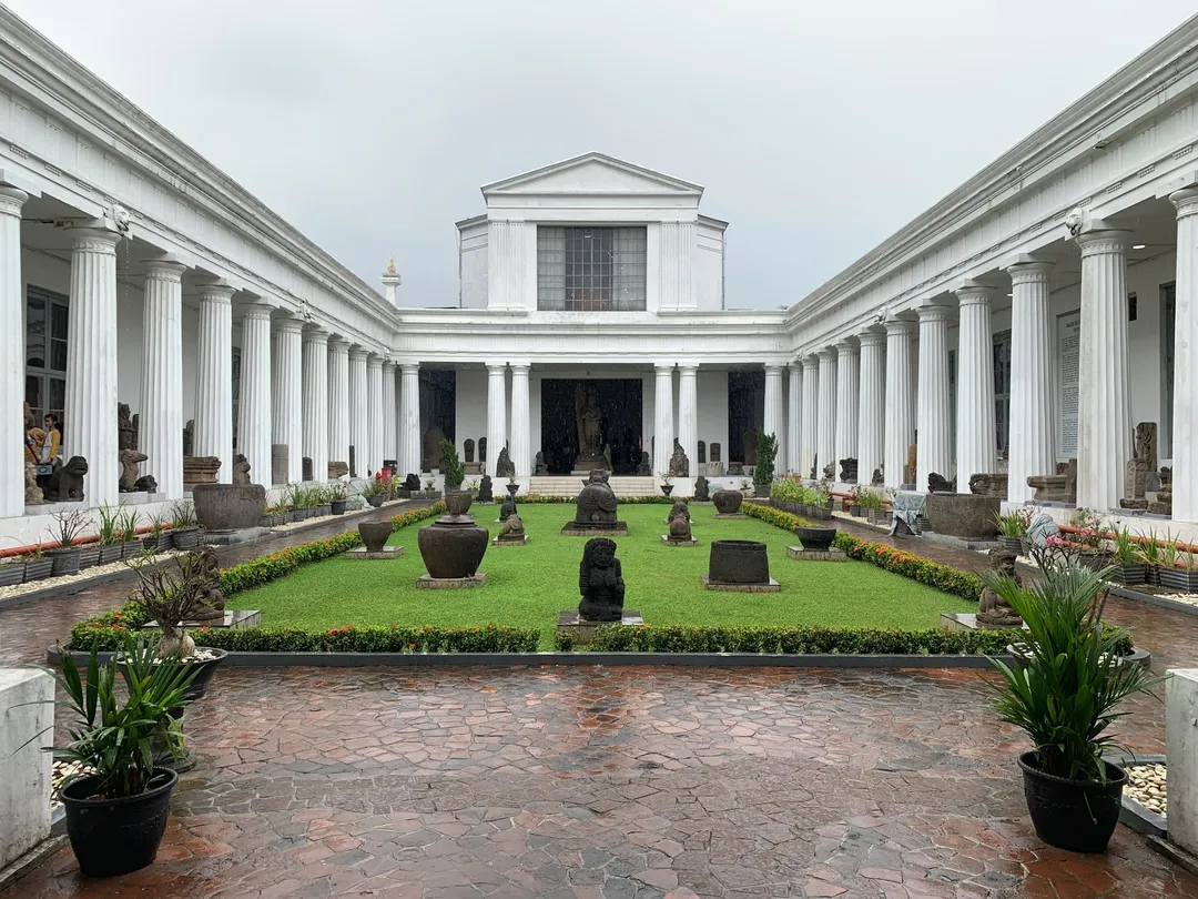 1. Istana Merdeka, Jakarta