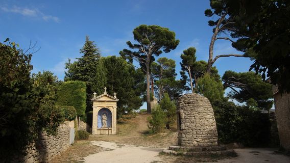Bonnieux