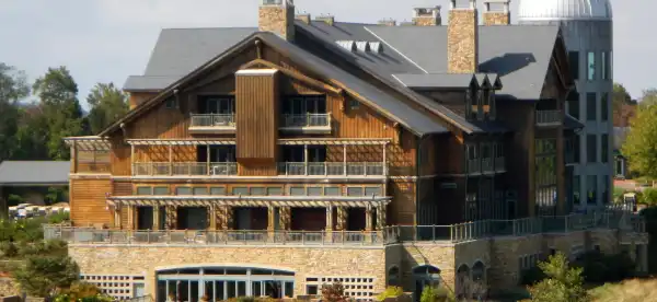 Hotels in Laurel Fork