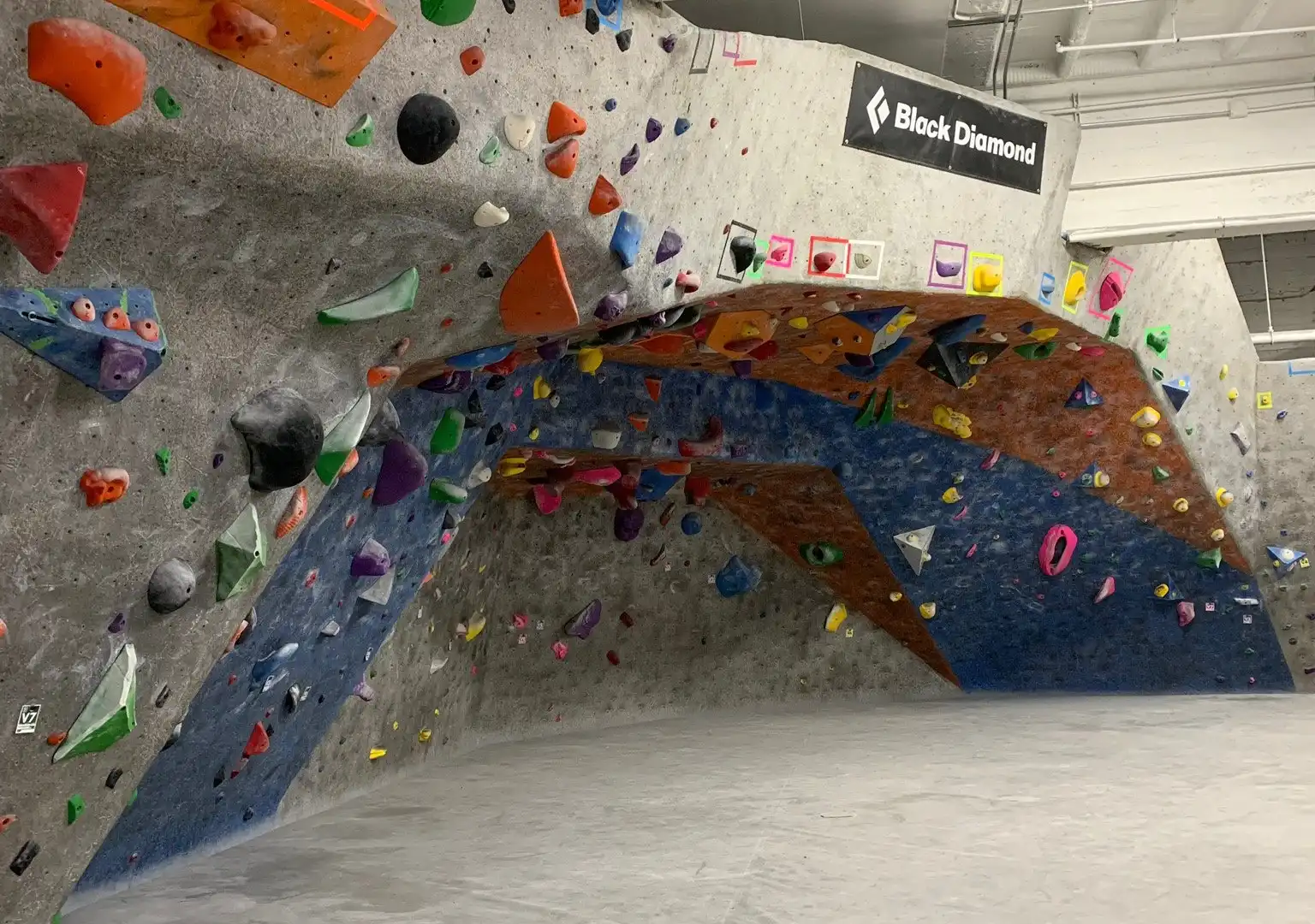Hotels near Rock Spot Climbing: South Boston
