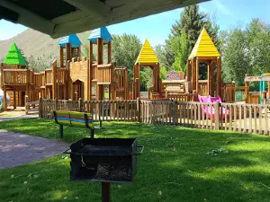 Hop Porter Park