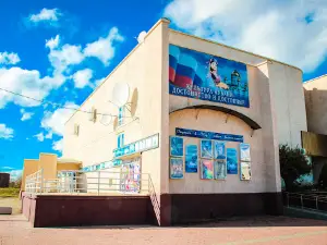 Kinoteatr Mir - Mauk "Tsentr Kino I Dosuga" Munitsipal'nogo Obrazovaniya Mostovsky District