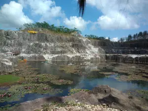Obyek Wisata Tampomas