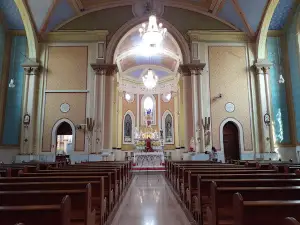 Paróquia Santa Cruz - Igreja Matriz do Sagrado Coração de Jesus