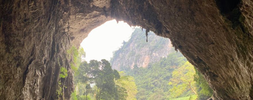 Puong Cave