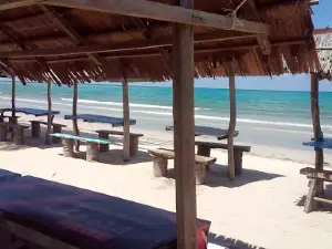 PANTAI TANJUNG