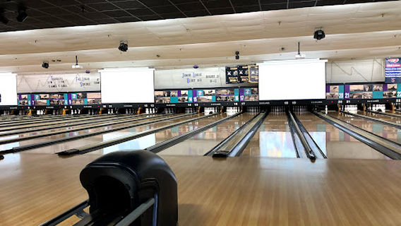 B & B Bowling Lanes