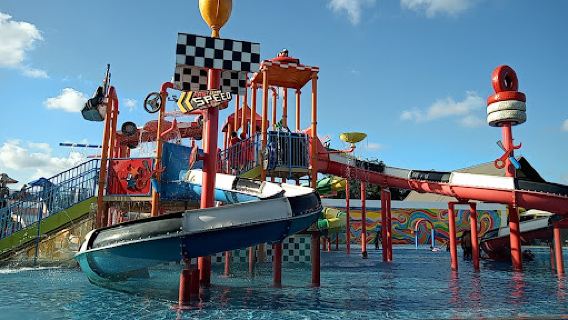 Splash Bay