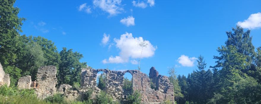 Purdi Manor